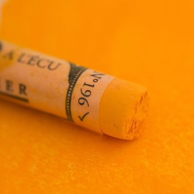Pastel sec à l’écu Sennelier – Jaune de cadmium orange 196