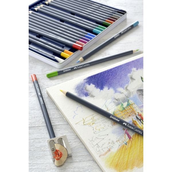 Boîte de 12 crayons de couleur Goldfaber
